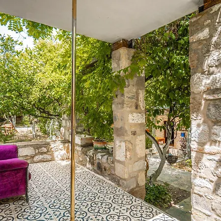 Alojamento de Acomodação e Pequeno-almoço Ha La *