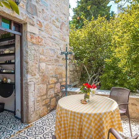 Ha La Bed and breakfast 4*