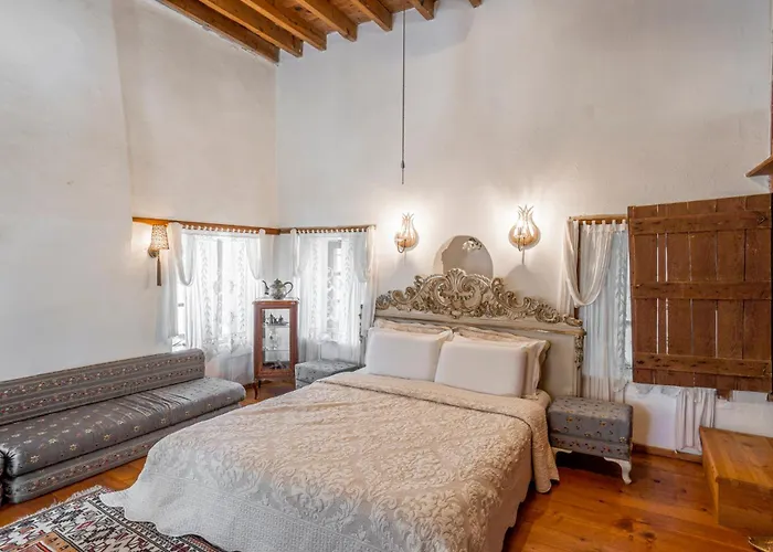 Ha La Bed and breakfast 4*
