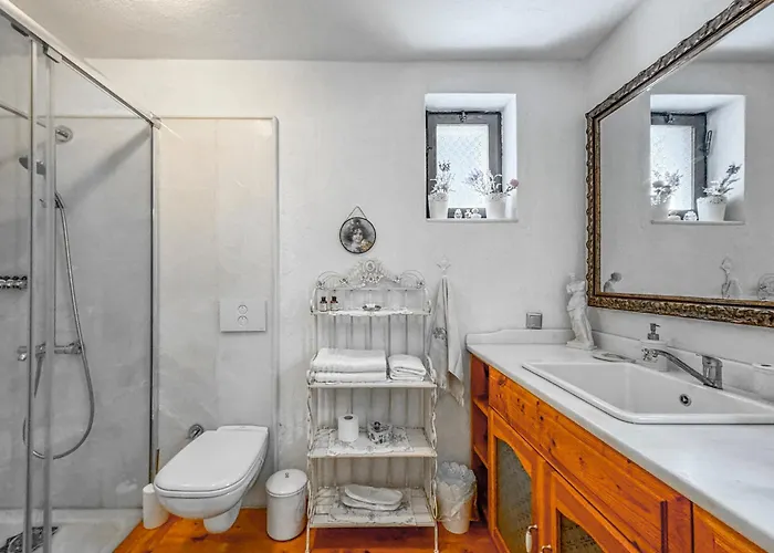 Ha La Bed and breakfast