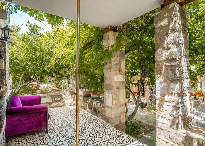 Bed and breakfast Ha La 4*