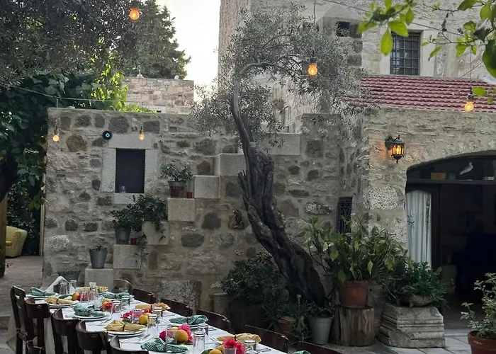Ha La Bed and breakfast 4*